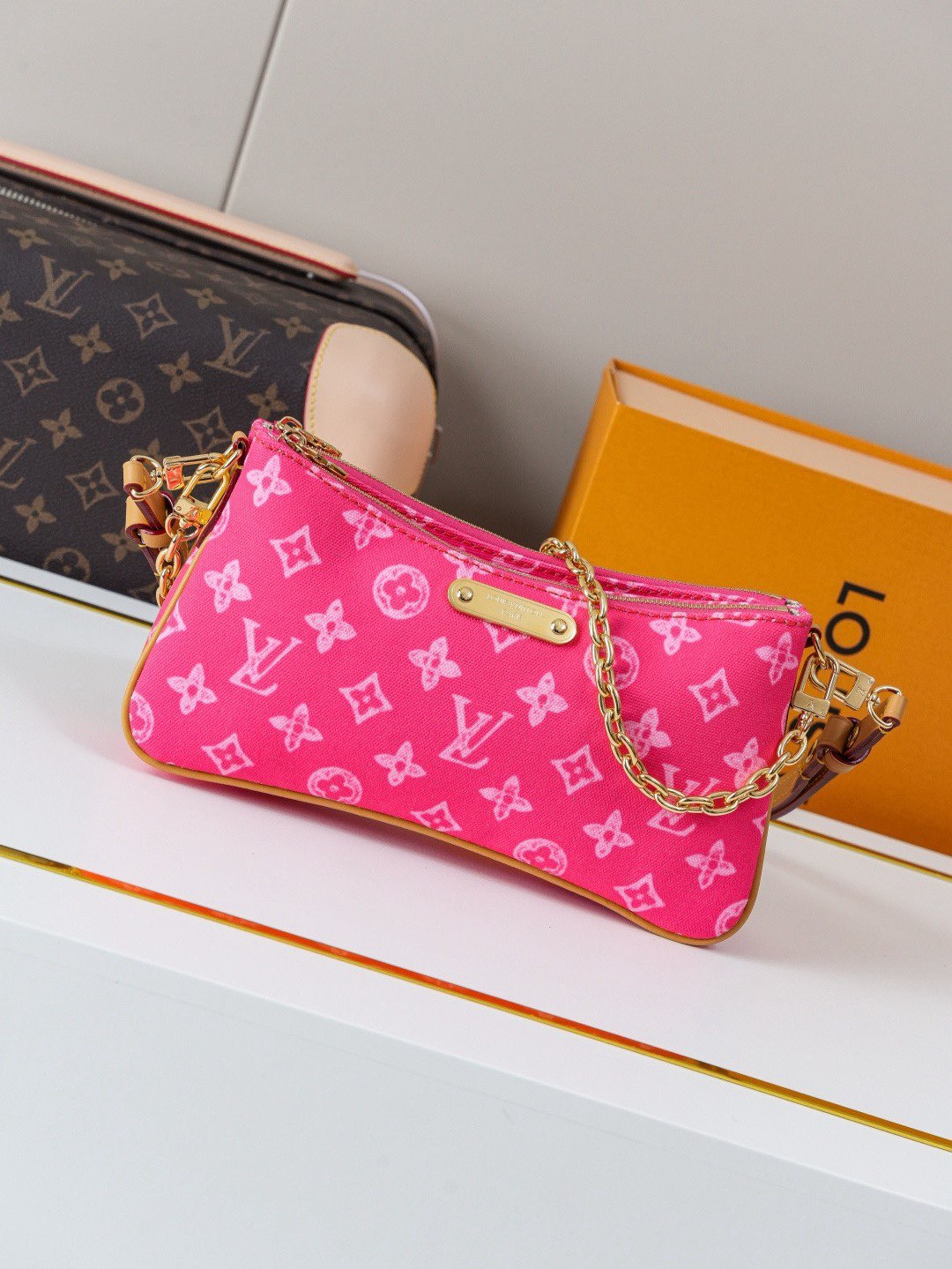 Liv pochette-M27719-24.5