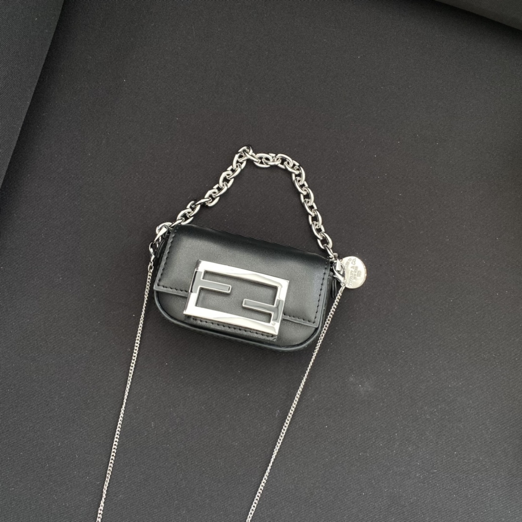 FendI_Tiffany_Baguette_B