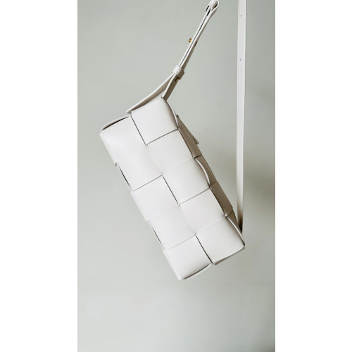 Bottega_Veneta_Brick_Min