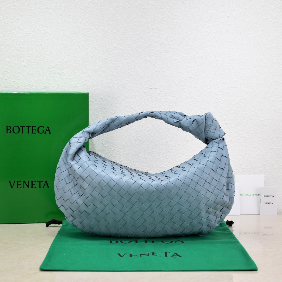 Bottega_Veneta_Jodie_Hob