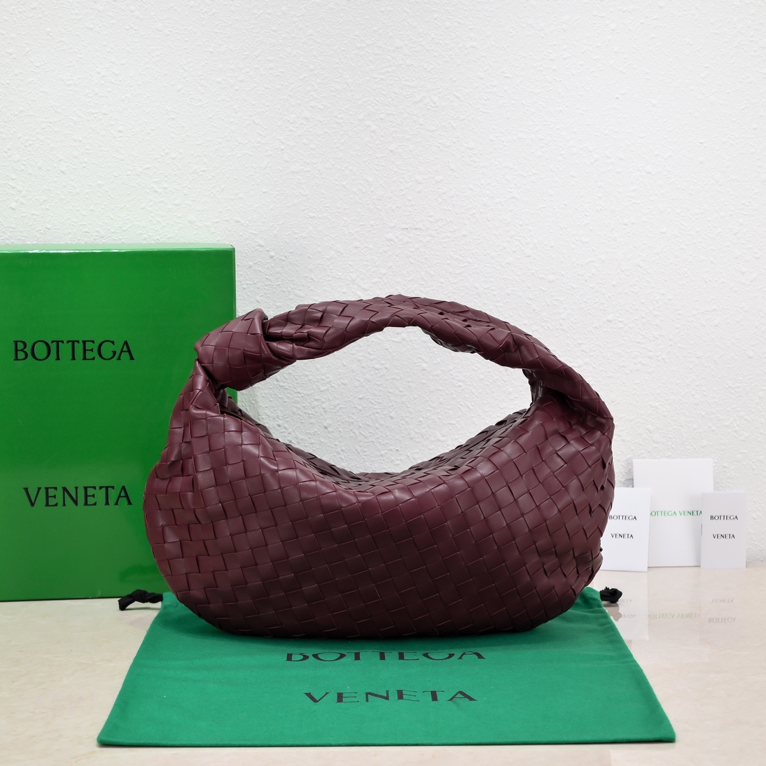 Bottega_Veneta_Jodie_Hob