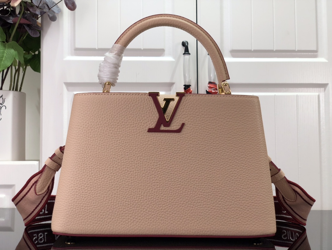 Louis_Vuitton_Capucines_