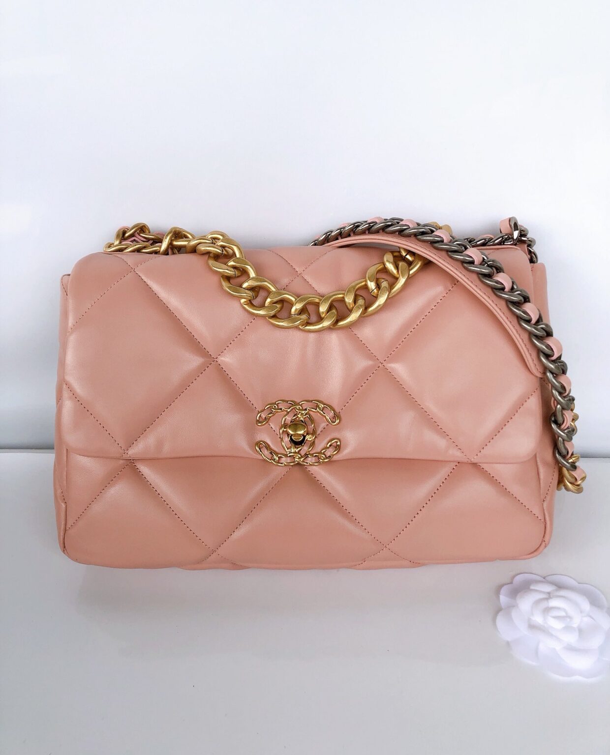 Ch@nel_19_Flap_Bag-26_30