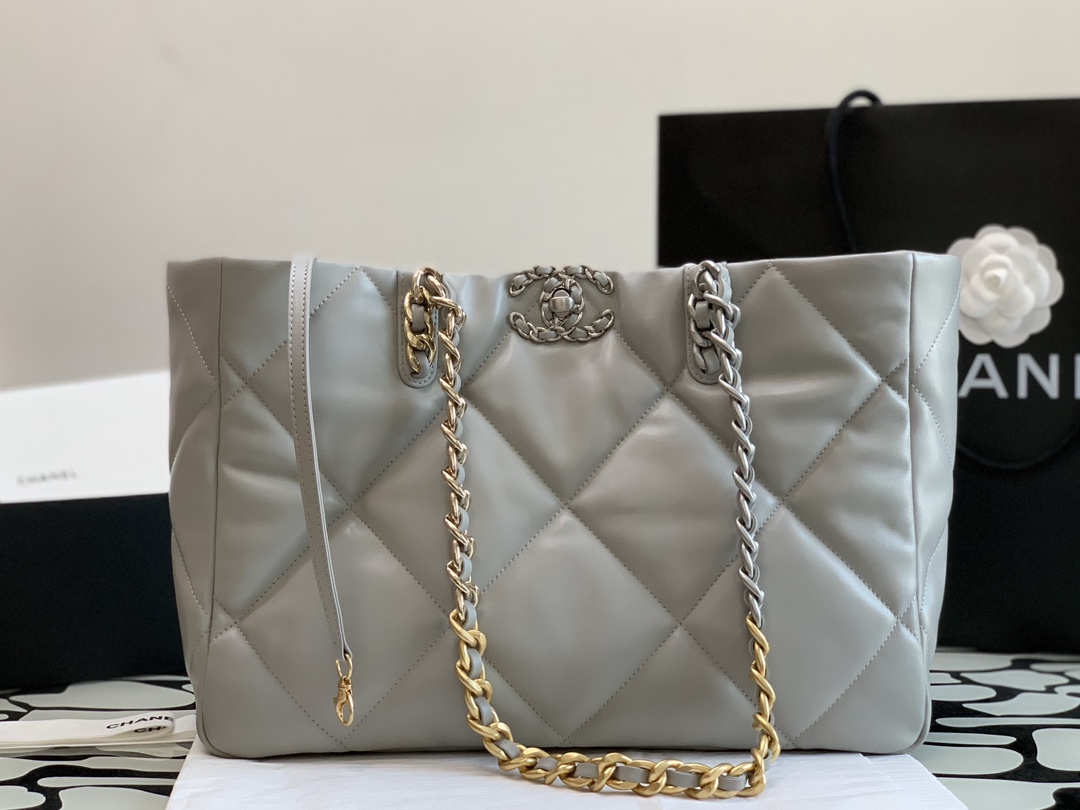 Ch@nel_19_bag_Tote_-AS36