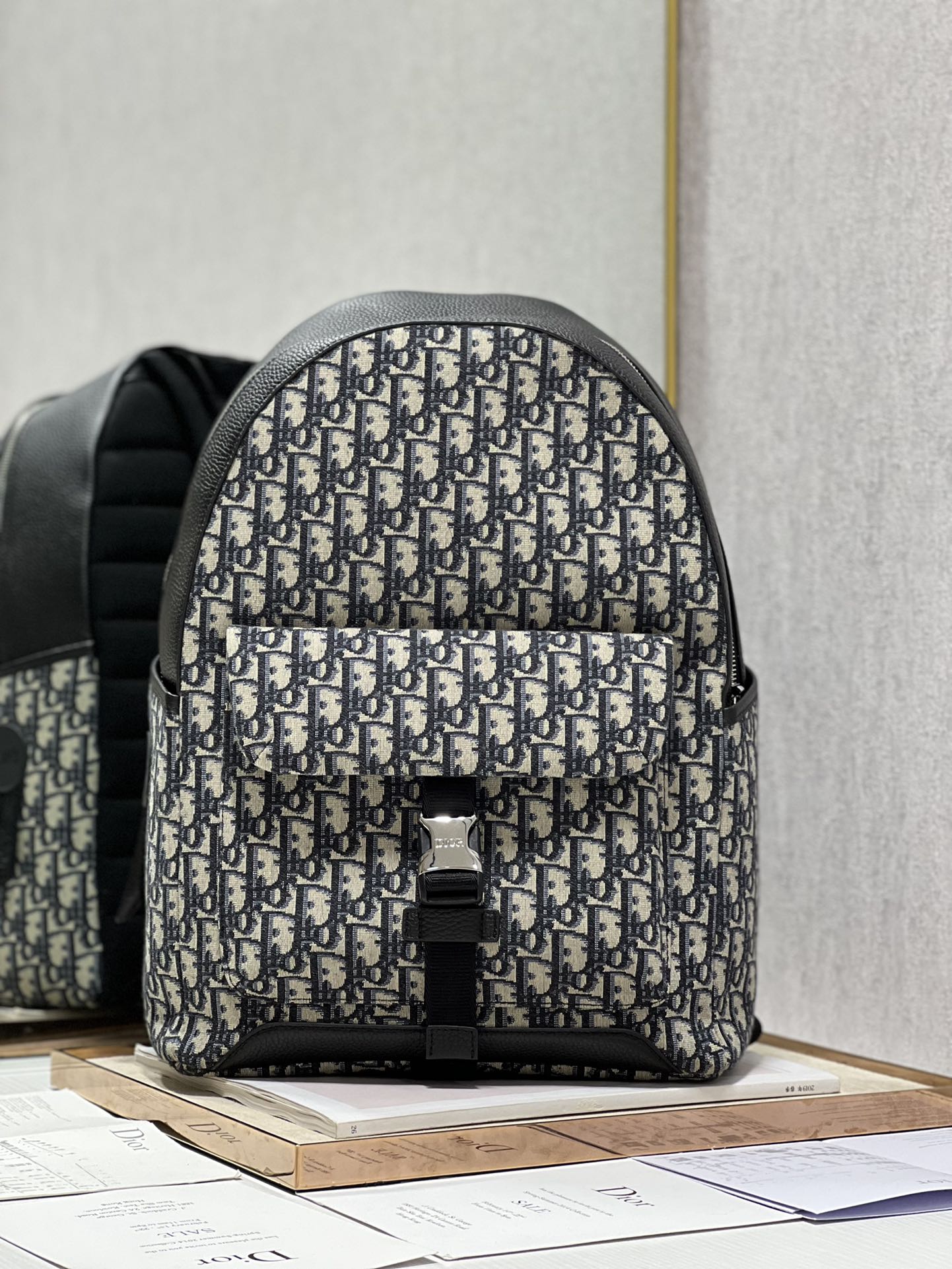 Diro_Oblique_Explorer_Ba