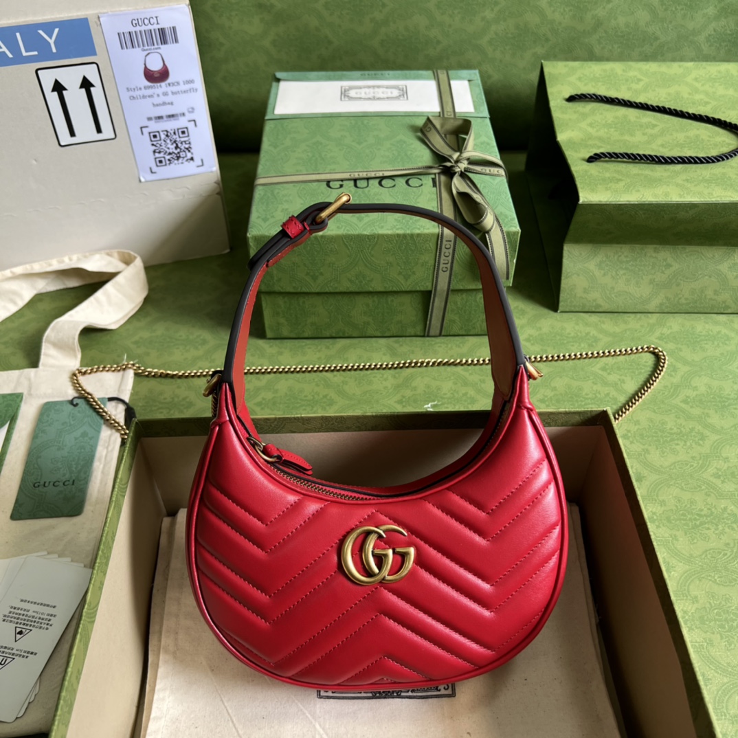 Gucci_Marmont_Bag-21x11x