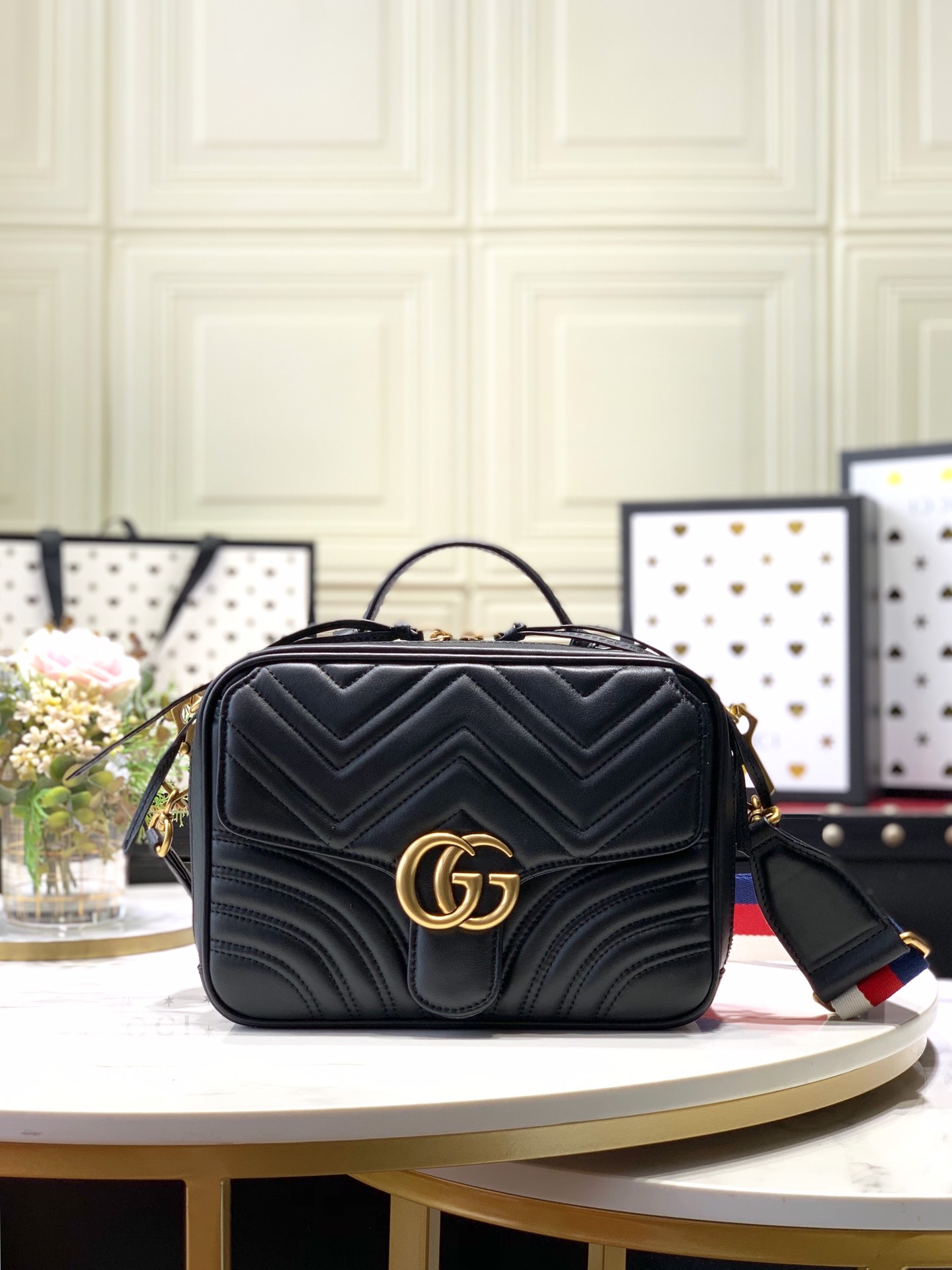 GG_Marmont_Postman_Bag