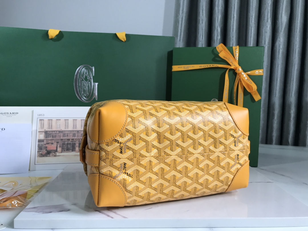 Goyard_Cosmetic_Bag-25x1