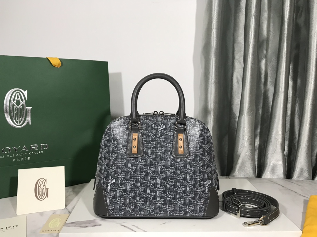 Goyard_Vendôme_-23_18.5_