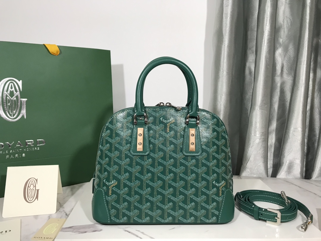 Goyard_Vendôme_-23_18.5_