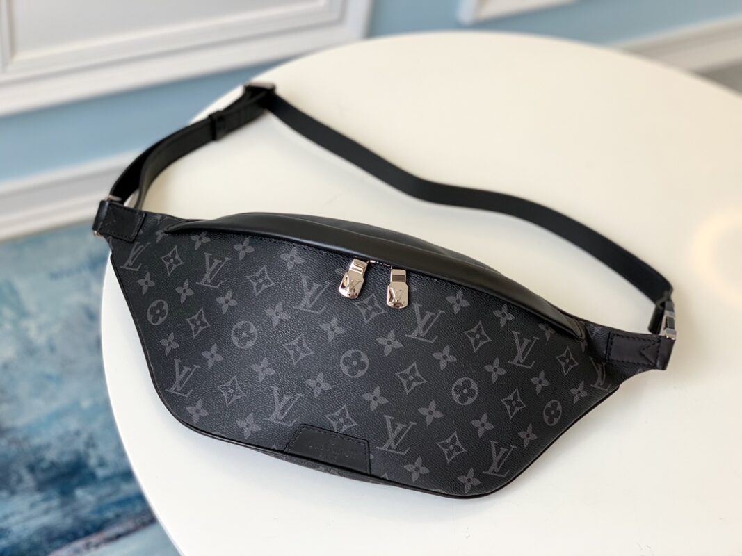 Louis_Vuitton_Bum_Bag-37