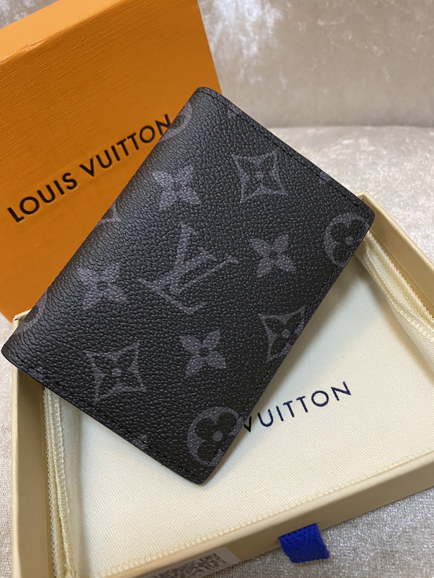 Louis_Vuitton_Pocket_Org