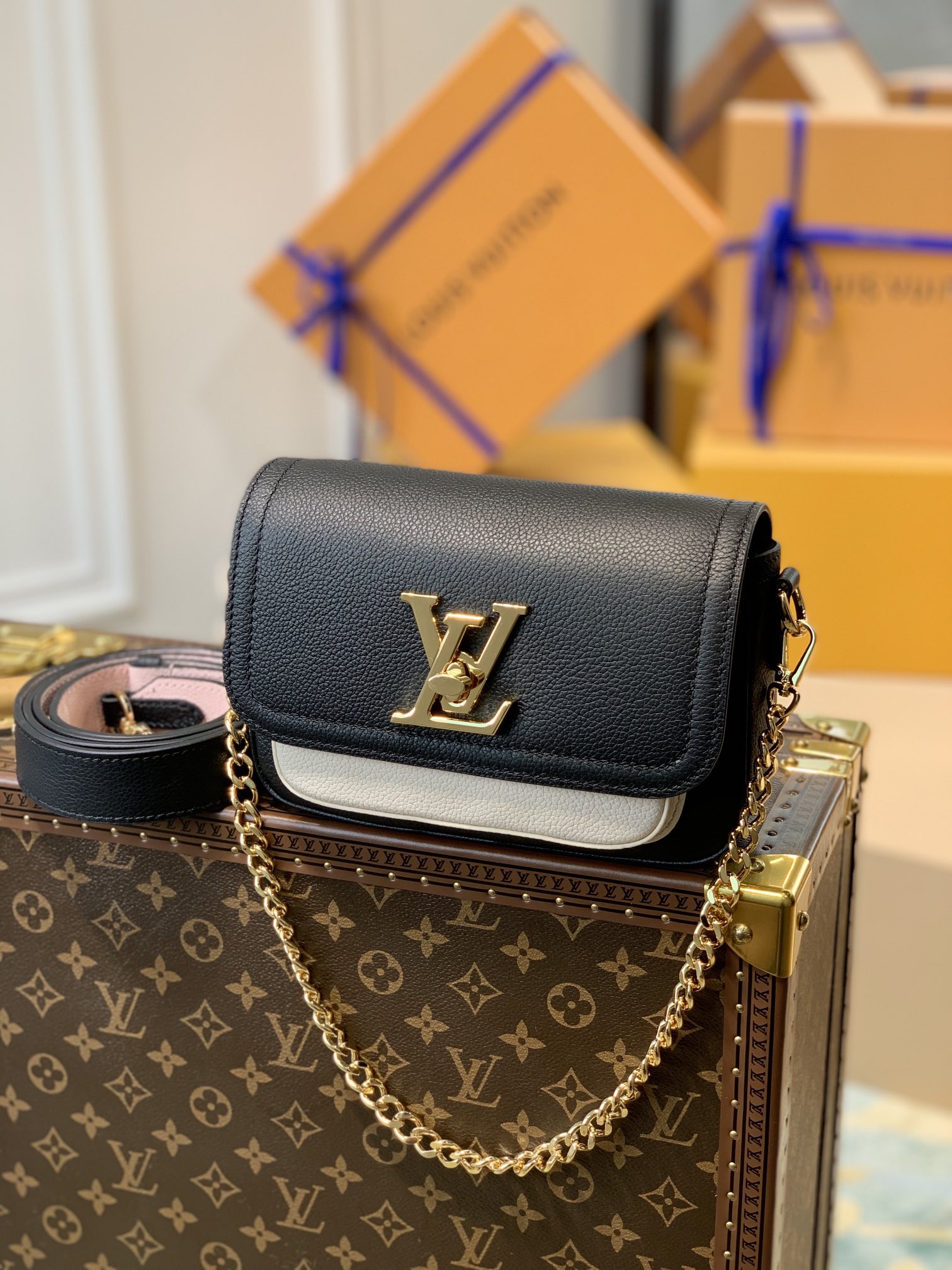 Louis_Vuitton_Lockme_Ten