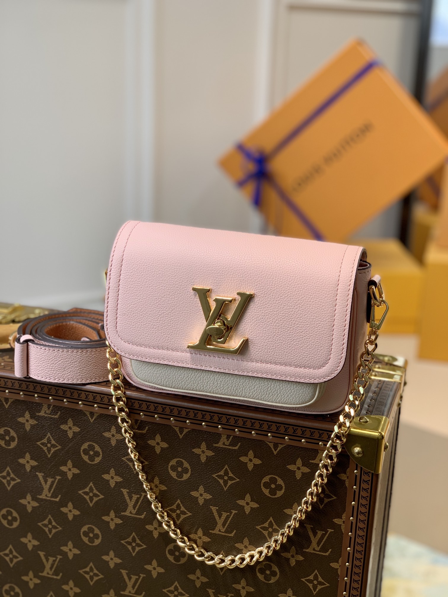 Louis_Vuitton_Lockme_Ten