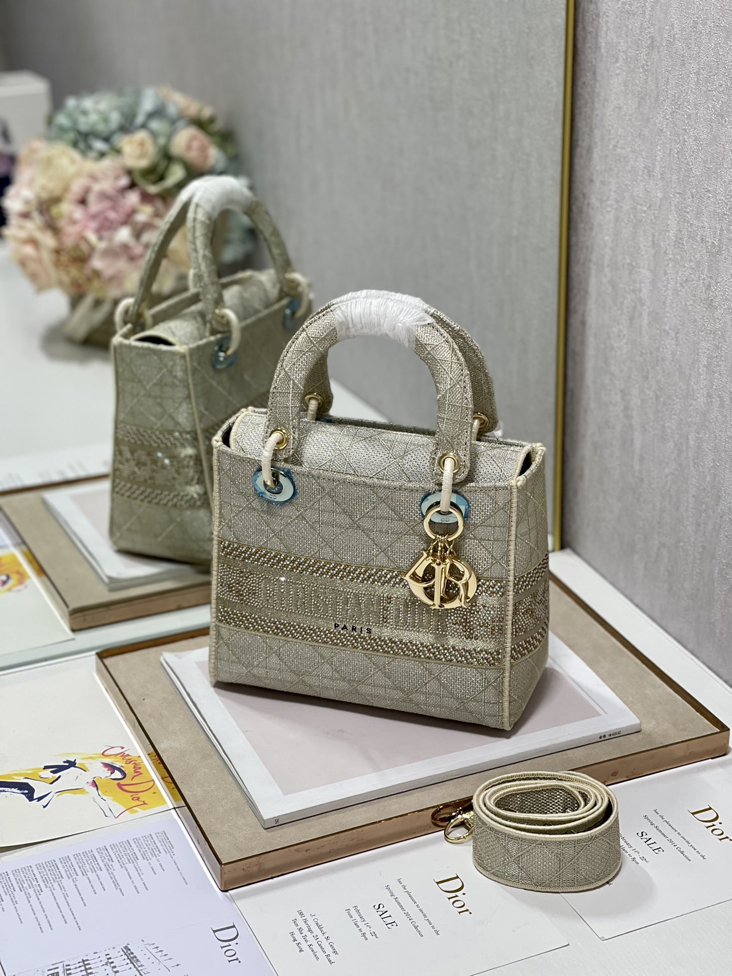 Lady_Diro_Handle_Bag-24C