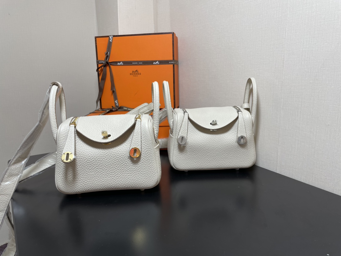 Hermes_Lindy_19-Togo_Lea