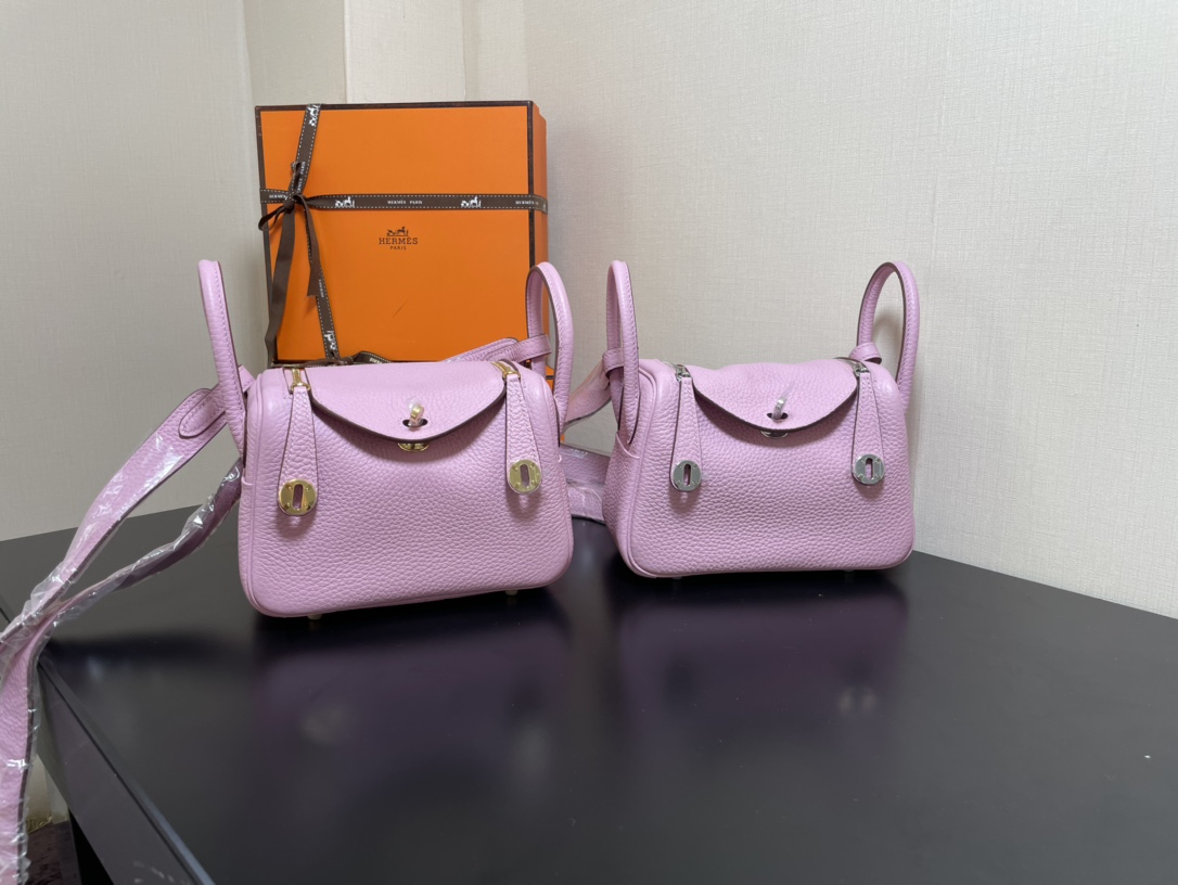 Hermes_Lindy_19-Togo_Lea