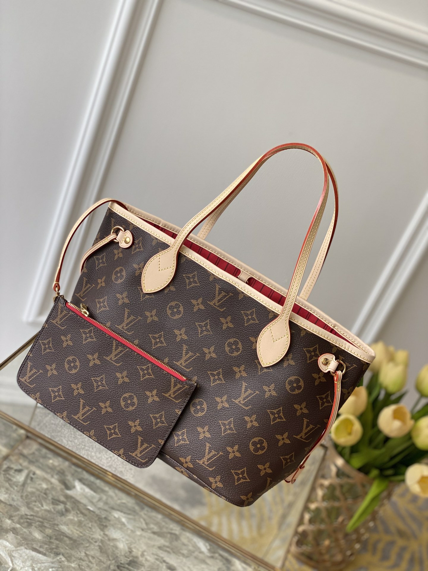 Louis_Vuitton_Neverfull_
