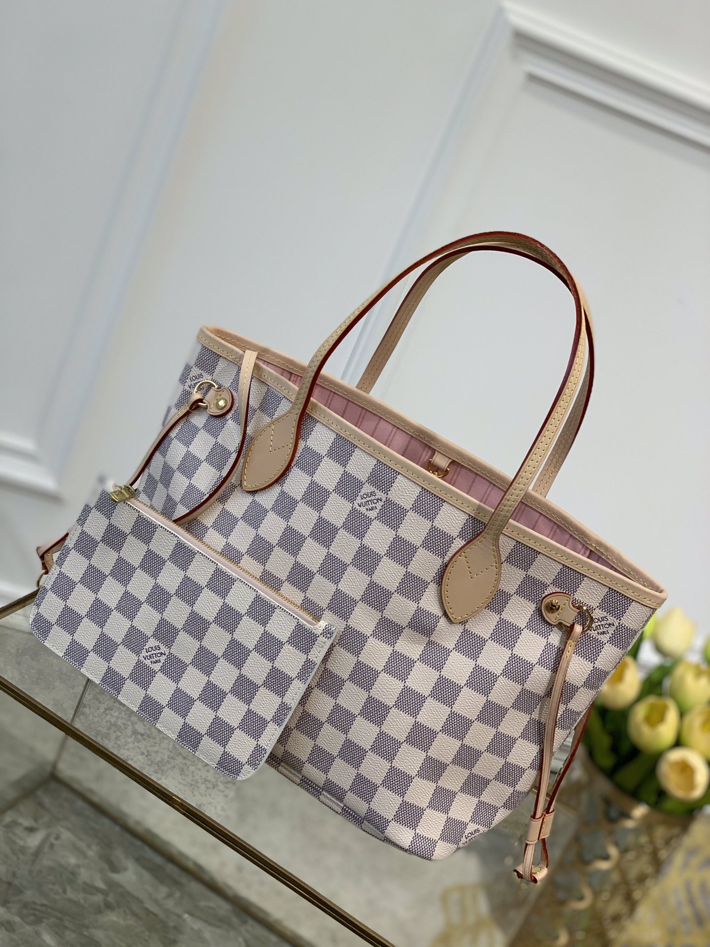Louis_Vuitton_Neverfull_