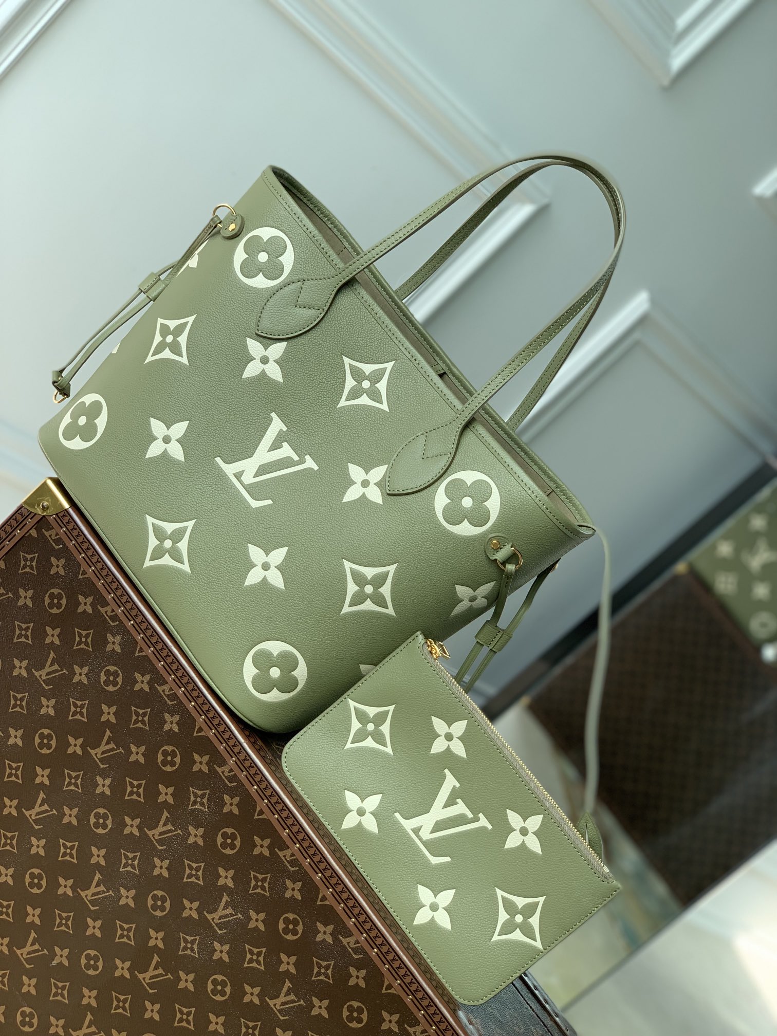 Louis_Vuitton_Neverfull_