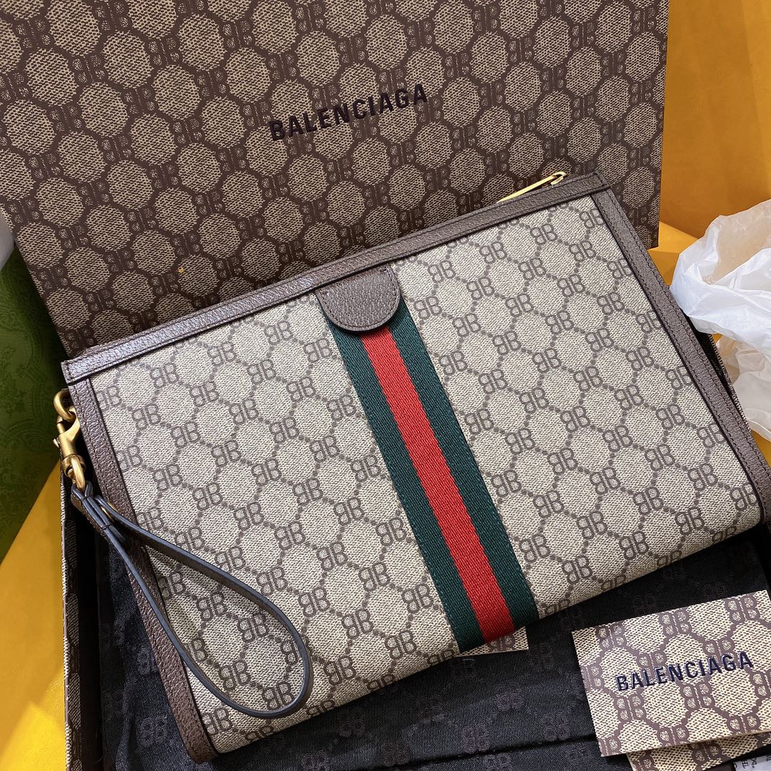 Gucci_Balenciaga_Pouch-3