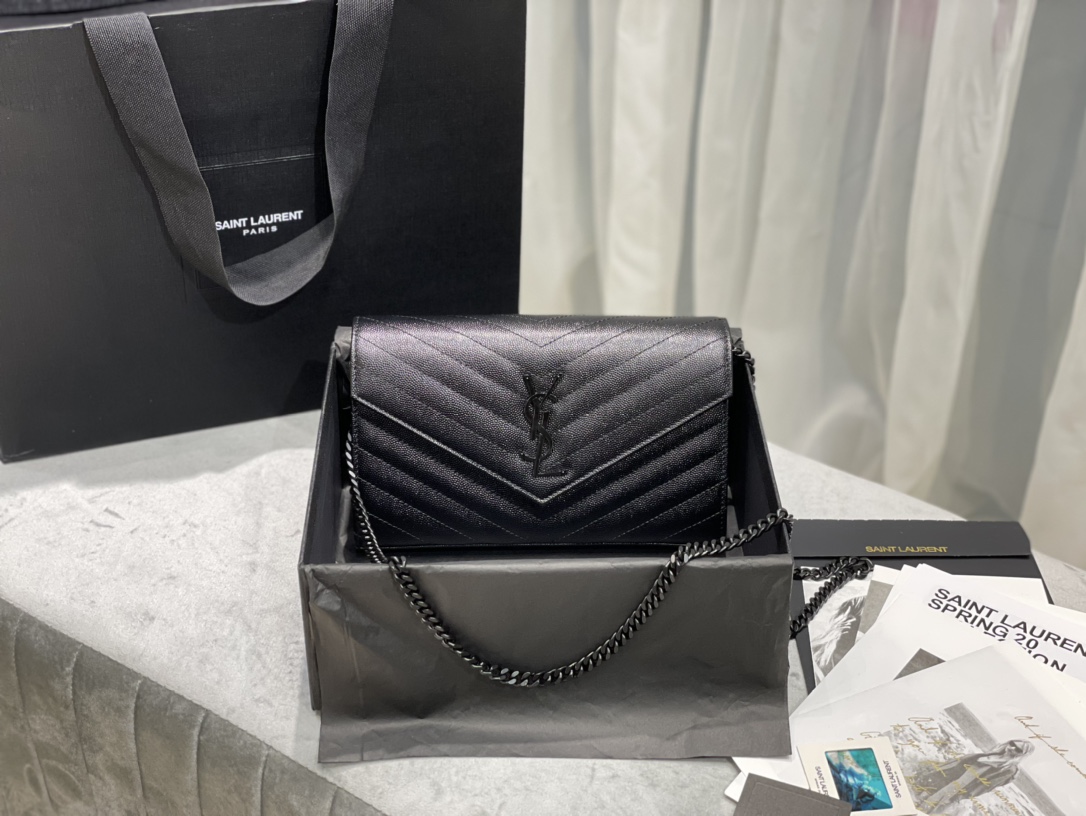 YSL_Woc_Chain_Bag-22.5x1