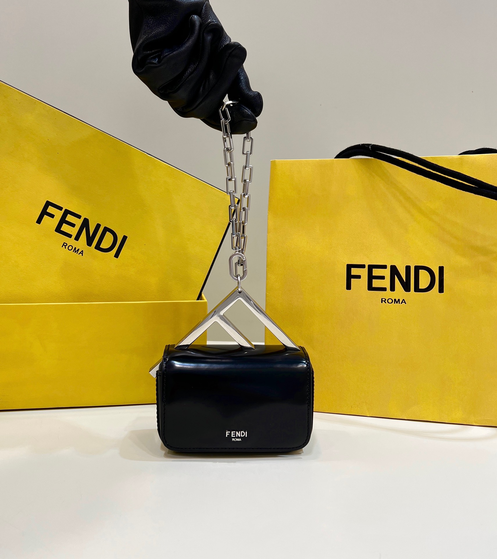 Fendi_Nano_F_Bag-13_5.5_