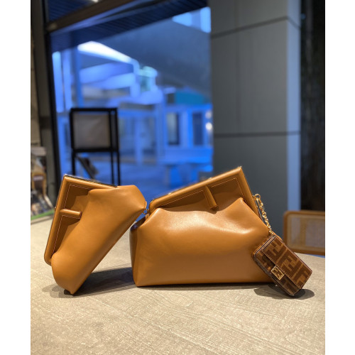 Fendi_First_Bag-26_18_9.