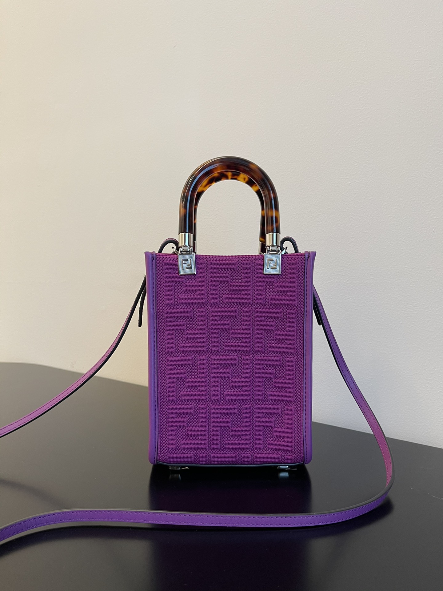 Fendi_Sunshine_Mini_Tote