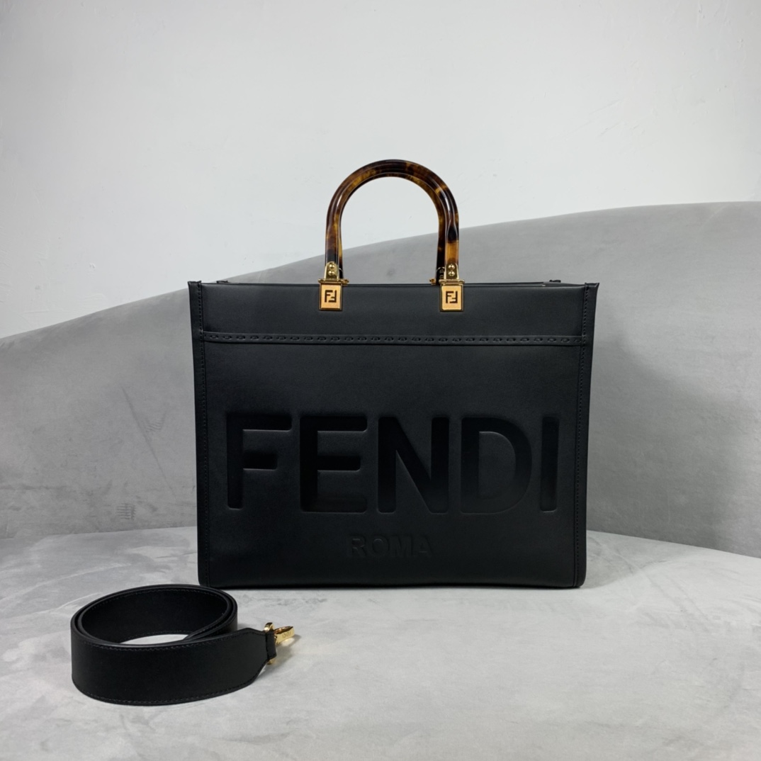 Fendi_Tote-36_17_31CM