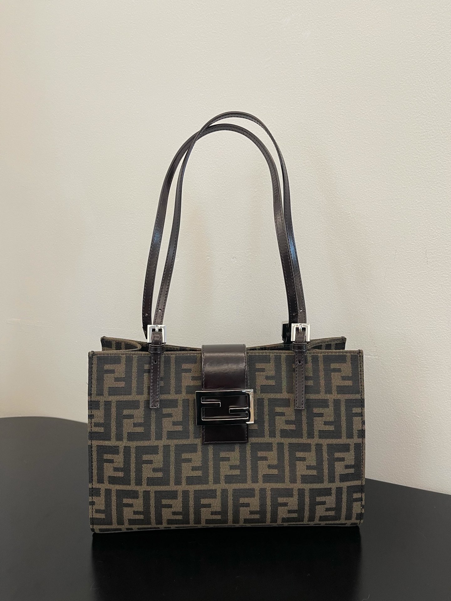 Fendi_Vintage_Handbags-2