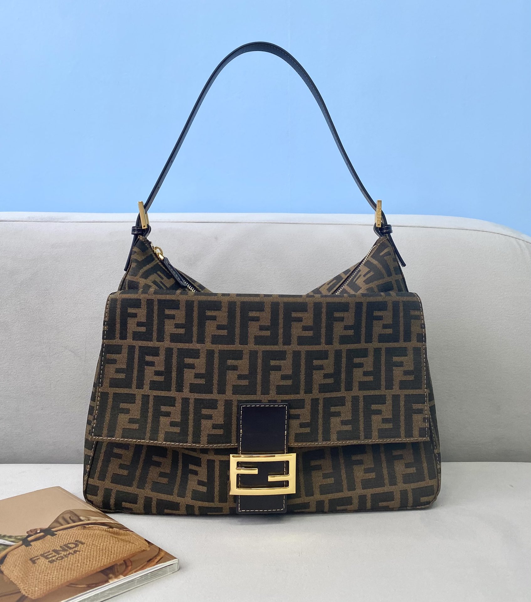 Fendi_Vintage_Handbags-3