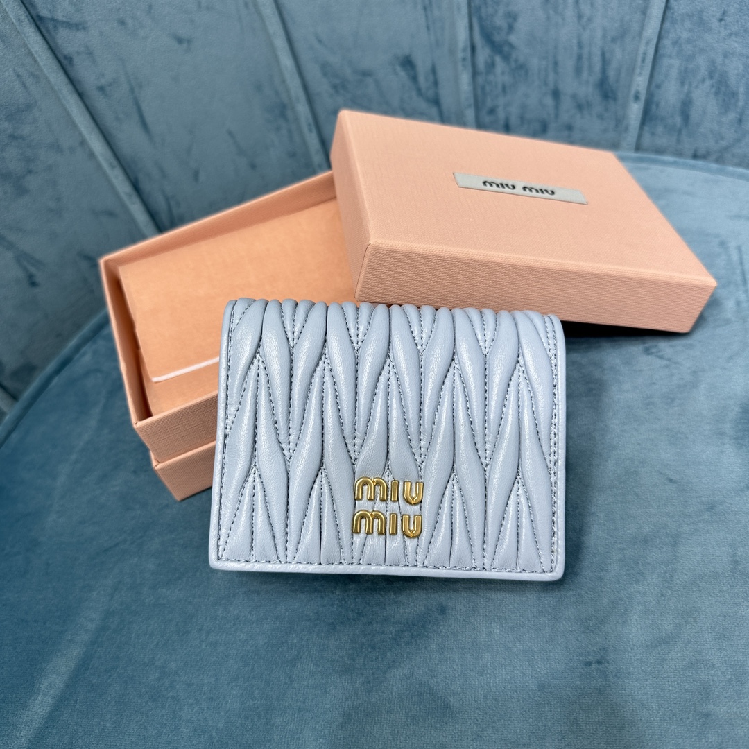 MiuMiu_Pocket_Wallet-11.