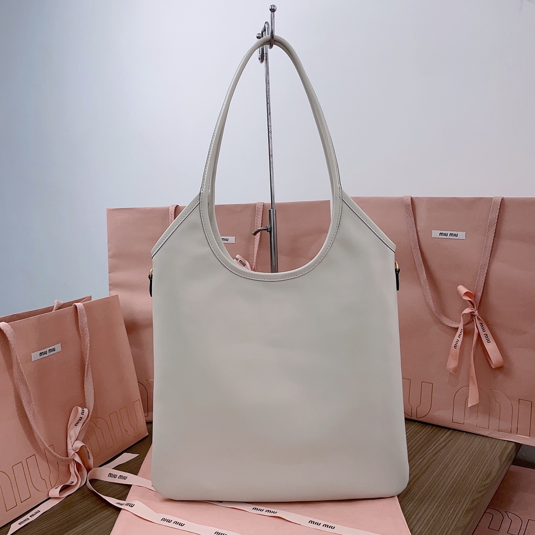 MiuMiu_Tote-35_40CM